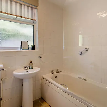 شقة 3 Bed In Carnforth Oc-sz425 *