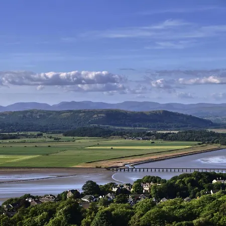 شقة 3 Bed In Sz425 *